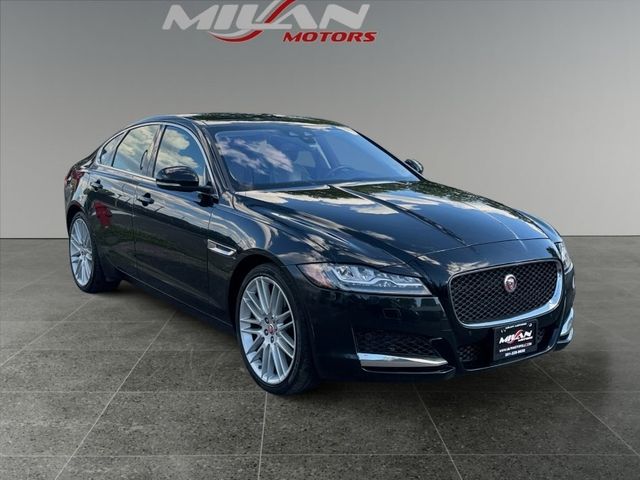 2016 Jaguar XF 35t Prestige