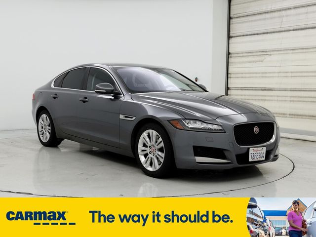 2016 Jaguar XF 35t Premium