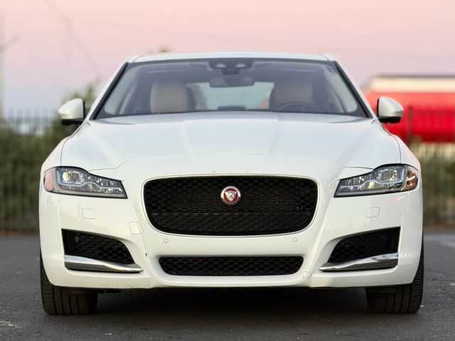 2016 Jaguar XF 35t Premium