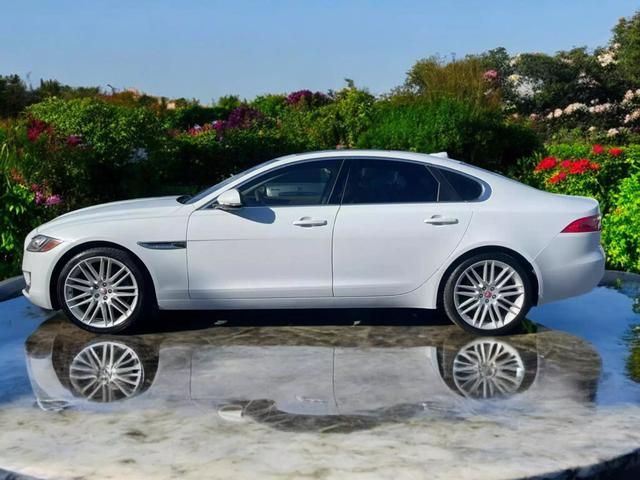 2016 Jaguar XF 35t Prestige