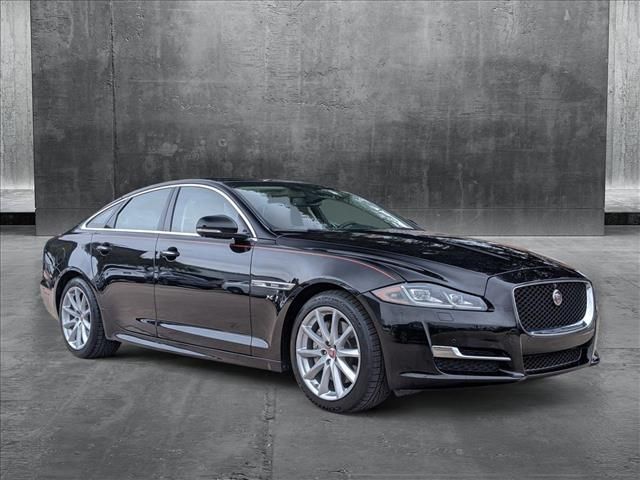 2016 Jaguar XJ R-Sport