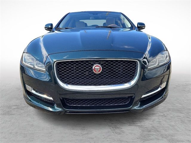 2016 Jaguar XJ R-Sport
