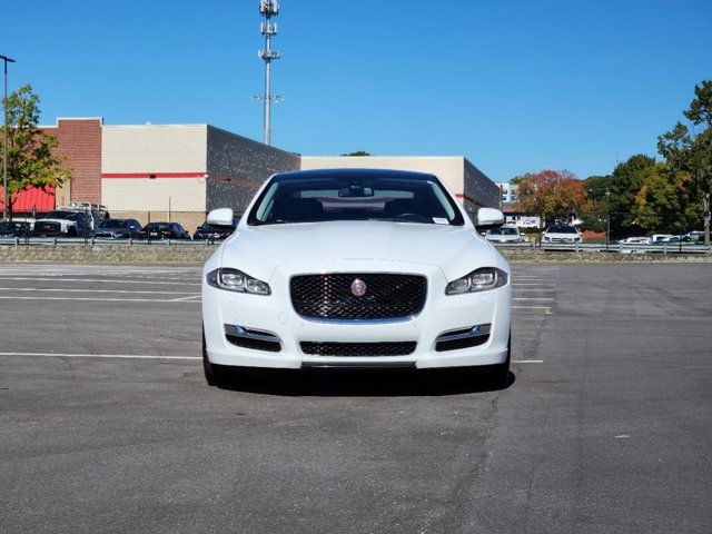 2016 Jaguar XJ R-Sport