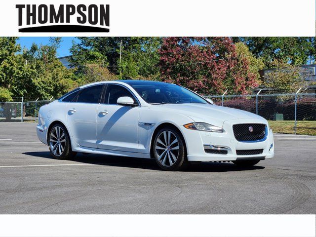 2016 Jaguar XJ R-Sport