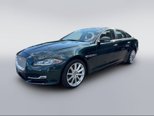 2016 Jaguar XJ R-Sport