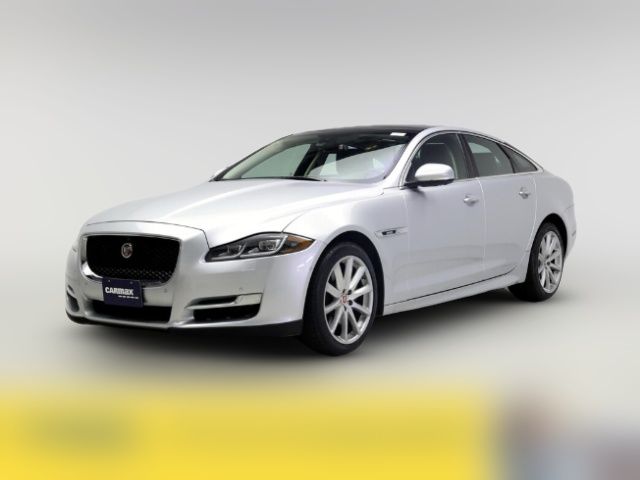 2016 Jaguar XJ R-Sport