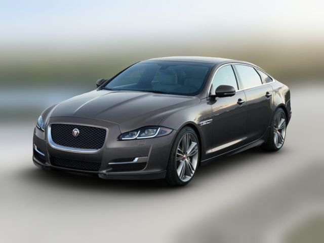 2016 Jaguar XJ R-Sport