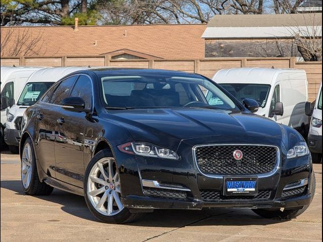 2016 Jaguar XJ R-Sport