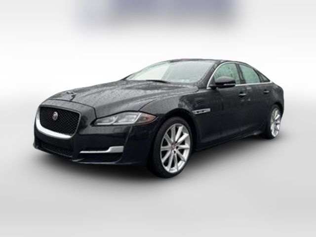 2016 Jaguar XJ R-Sport