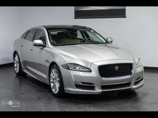 2016 Jaguar XJ R-Sport