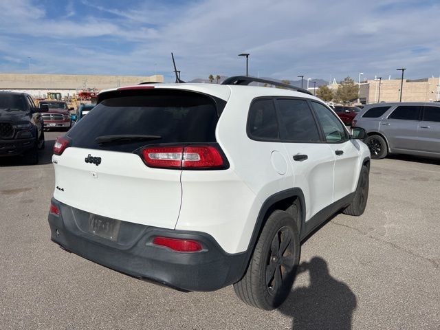 2016 Jeep Cherokee Altitude