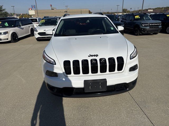 2016 Jeep Cherokee Altitude