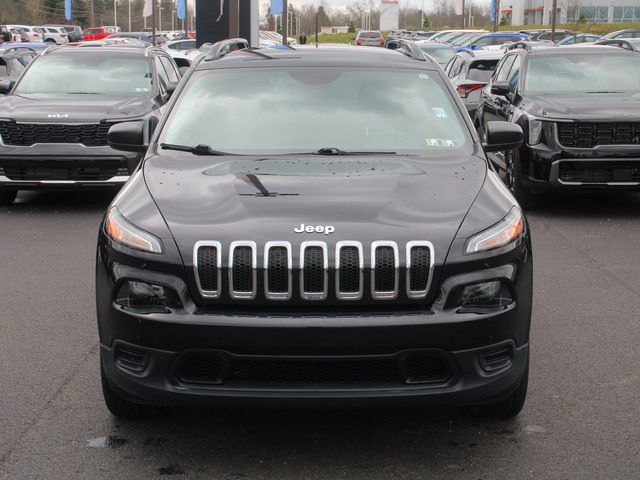 2016 Jeep Cherokee Sport