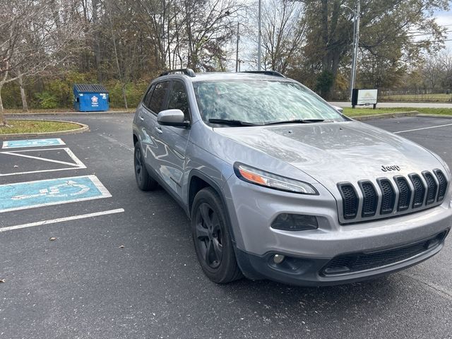 2016 Jeep Cherokee Altitude