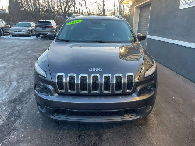 2016 Jeep Cherokee Latitude