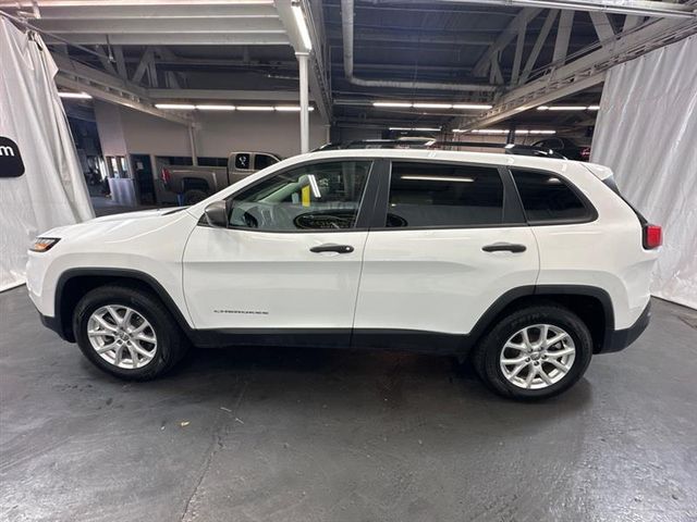 2016 Jeep Cherokee Sport