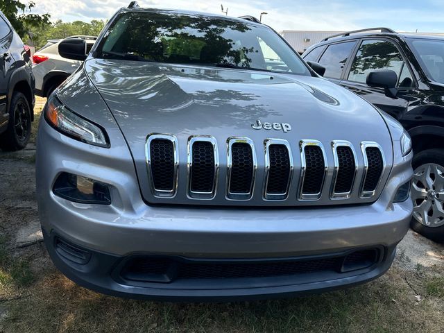 2016 Jeep Cherokee Sport