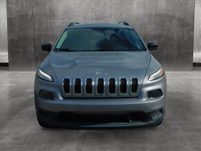 2016 Jeep Cherokee Sport