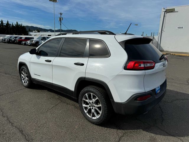 2016 Jeep Cherokee Sport