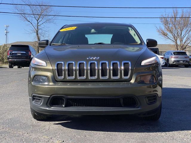 2016 Jeep Cherokee Sport