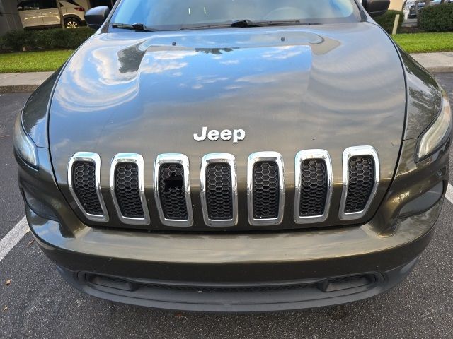 2016 Jeep Cherokee Sport