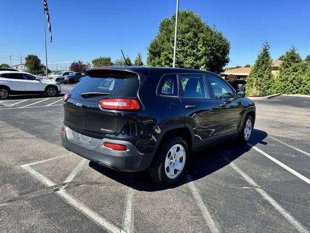 2016 Jeep Cherokee Sport