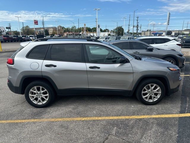 2016 Jeep Cherokee Sport