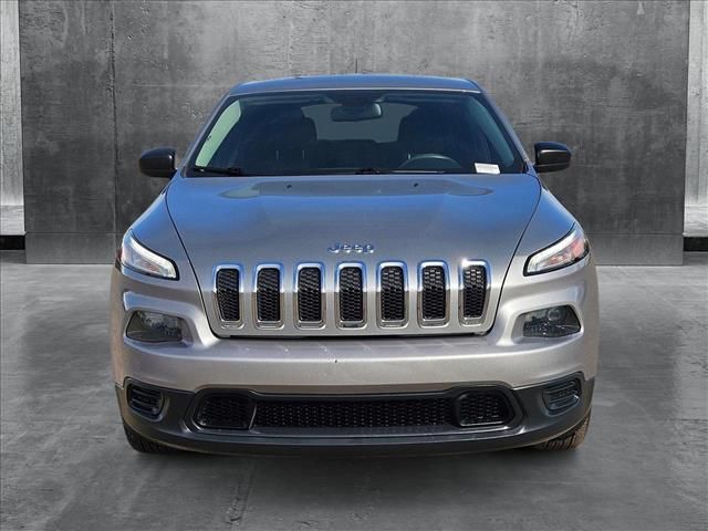 2016 Jeep Cherokee Sport