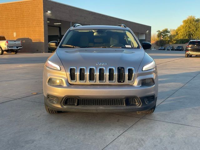 2016 Jeep Cherokee Sport