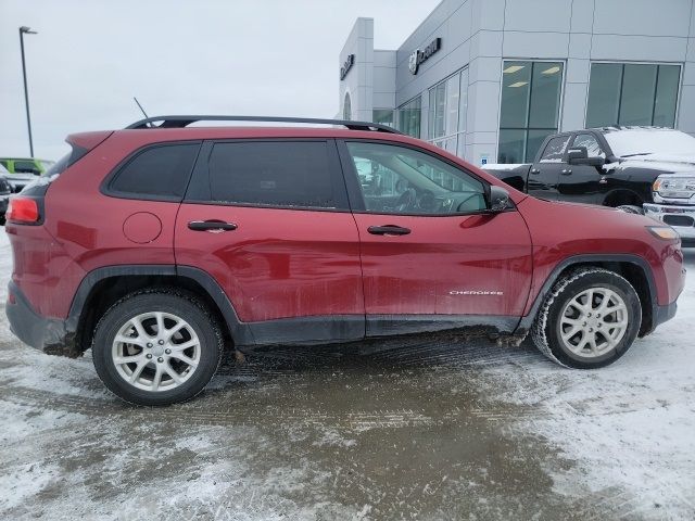 2016 Jeep Cherokee Sport