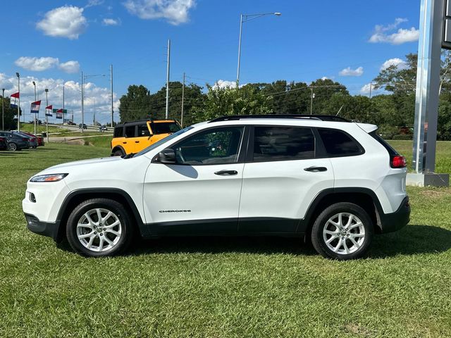 2016 Jeep Cherokee Sport