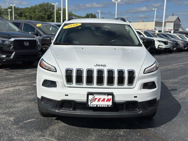 2016 Jeep Cherokee Sport