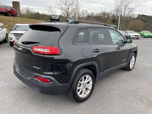 2016 Jeep Cherokee Sport