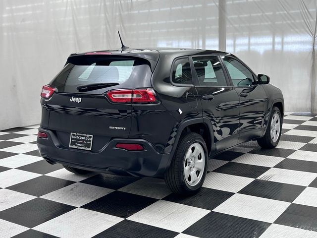 2016 Jeep Cherokee Sport