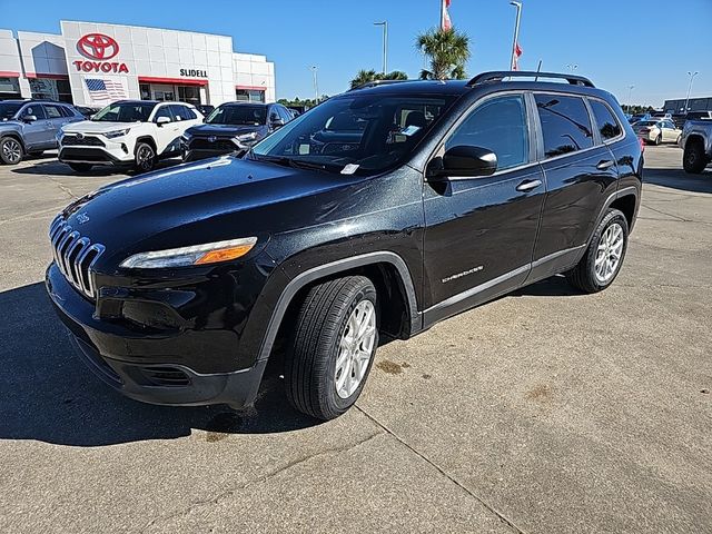 2016 Jeep Cherokee Sport