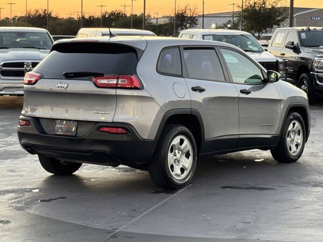 2016 Jeep Cherokee Sport