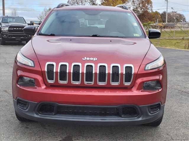 2016 Jeep Cherokee Sport