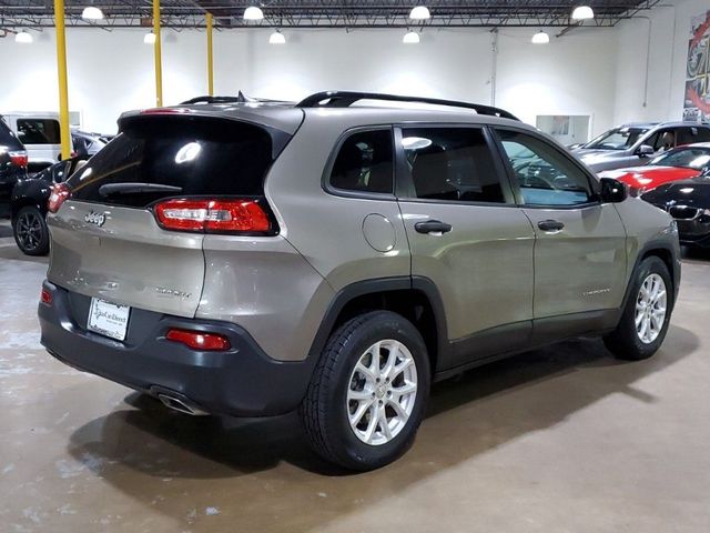 2016 Jeep Cherokee Sport