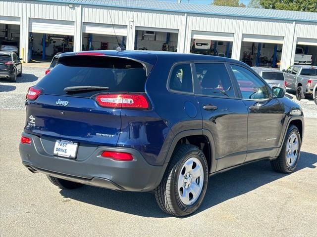 2016 Jeep Cherokee Sport