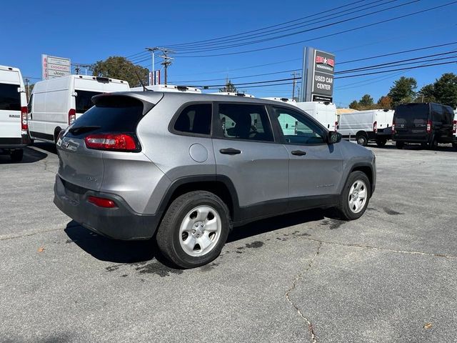 2016 Jeep Cherokee Sport