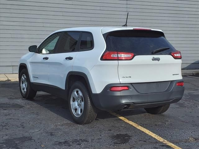 2016 Jeep Cherokee Sport