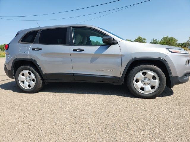 2016 Jeep Cherokee Sport