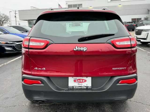 2016 Jeep Cherokee Sport