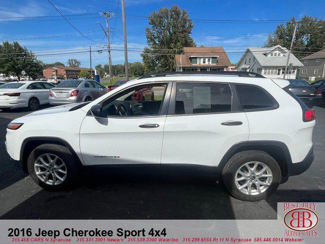 2016 Jeep Cherokee Sport