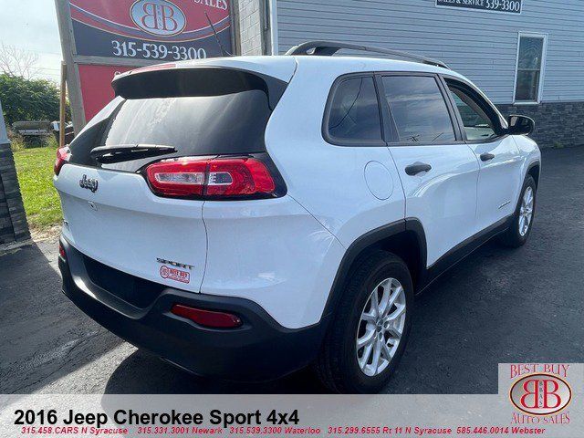 2016 Jeep Cherokee Sport