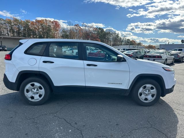 2016 Jeep Cherokee Sport