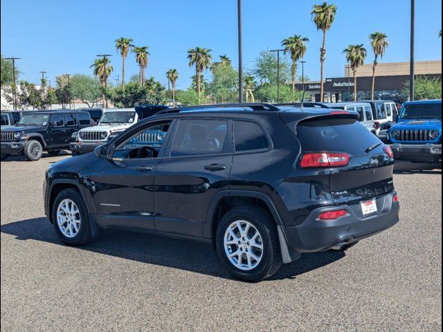 2016 Jeep Cherokee Sport