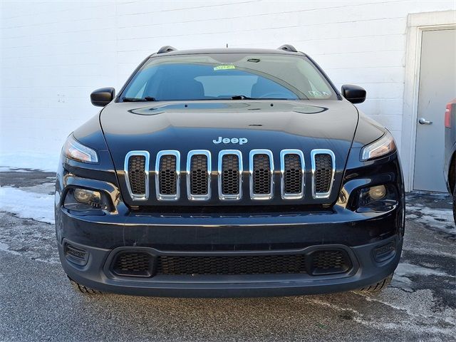 2016 Jeep Cherokee Sport