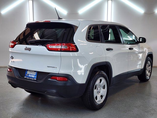 2016 Jeep Cherokee Sport