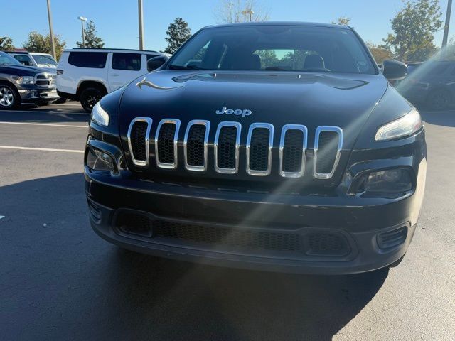 2016 Jeep Cherokee Sport